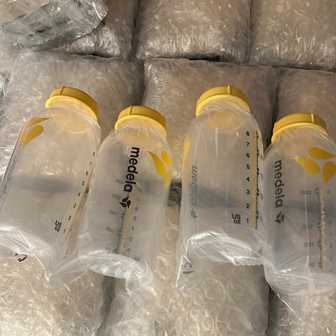 (1) ALL CONDITIONS / INCLUDES PERFECT / MOST NEW AND SOME USED ***PLUS YELLOW LID*** 8oz 250ml MEDELA BREASTMILK COLLECTION AND STORAGE COLORED BOTTLES 8 oz INDIVIDUALLY WRAPPED 250 ml