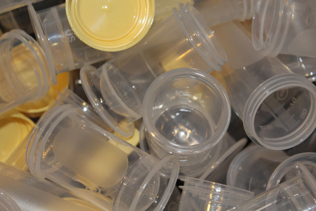 (1) *WITH LID* Medela 35mL Colostrum Breastmilk Storage Bottles Bulk Containers Container
