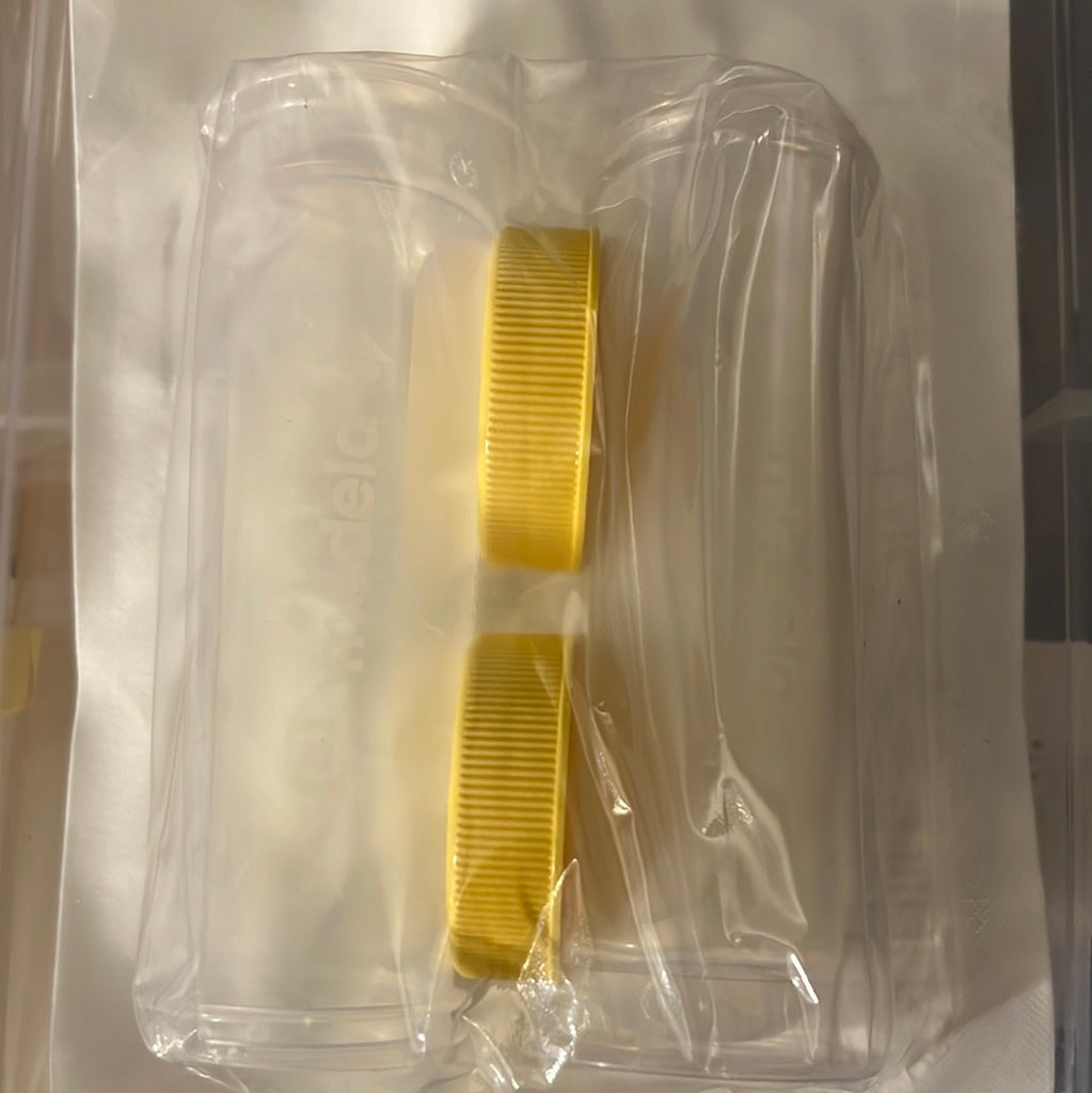 SEALED PACKS OF 2 MEDELA BREAST MILK STORAGE COLLECTION BOTTLE 2.7 oz/ 80 ml STERILE SEALED #90063S 80ml STERILE